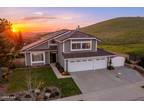 3085 N Geronimo Ave, Simi Valley, CA 93063