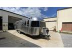 2024 Airstream Classic Queen 30RB 31ft