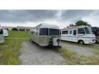 2024 Airstream Flying Cloud 30FB Twin 31ft