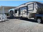 2017 Forest River Rockwood Signature Ultra Lite 8289WS 31ft