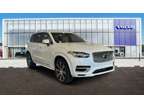 2024 Volvo XC90 Recharge Plug-In Hybrid Ultimate Bright Theme