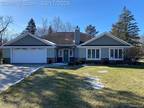 Home For Sale In Lake Orion, Michigan