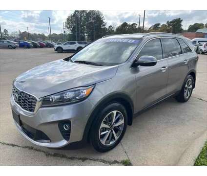 2019 Kia Sorento 3.3L EX is a Silver 2019 Kia Sorento SUV in Texarkana TX