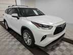 2023 Toyota Highlander Hybrid Platinum