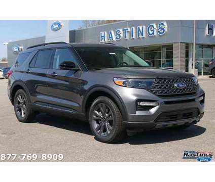 2024 Ford Explorer XLT is a Grey 2024 Ford Explorer XLT SUV in Greenville NC
