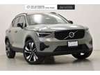 2024 Volvo XC40 B5 Plus Dark Theme