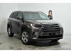 2017 Toyota Highlander Gray, 31K miles