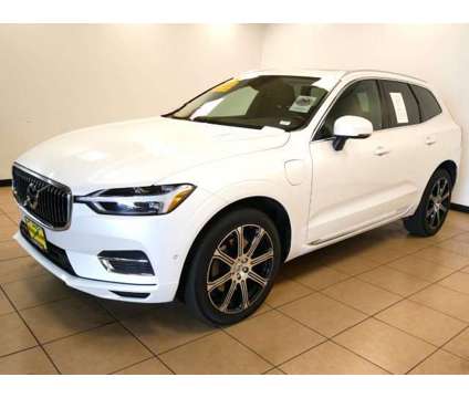 2018 Volvo XC60 Inscription is a White 2018 Volvo XC60 3.2 Trim Car for Sale in Saint Louis MO