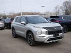 2024 Mitsubishi Outlander Silver, new