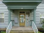 4318 Se Milwaukie Ave Portland, OR -