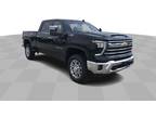 2024 Chevrolet Silverado 2500 Black, 123 miles