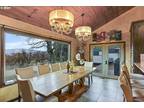 Home For Sale In Hood River, Oregon