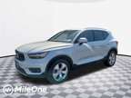 2021 Volvo XC40 Momentum AWD