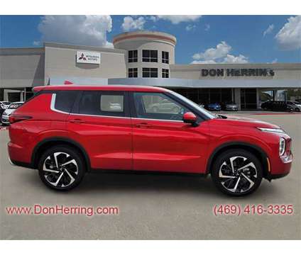 2024 Mitsubishi Outlander SE is a Red 2024 Mitsubishi Outlander SE SUV in Plano TX