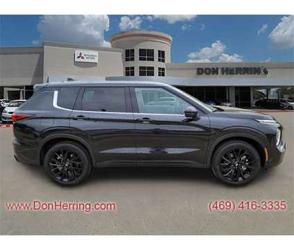 2024 Mitsubishi Outlander SE Black Edition is a Black 2024 Mitsubishi Outlander SE SUV in Plano TX