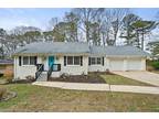 3615 Las Olas Dr, College Park, GA 30349