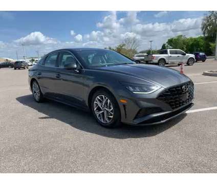 2023 Hyundai Sonata SEL is a Grey 2023 Hyundai Sonata Sedan in New Port Richey FL