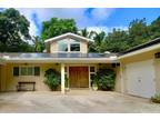 1205 Aloha Oe Dr, Kailua, HI 96734