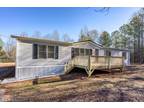 207 Ambers Ln, Commerce, GA 30530