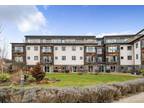 2+ bedroom flat/apartment for sale in Buttercross Lane, Witney, Oxfordshire