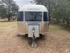 2022 Airstream Flying Cloud 23CB Bunk