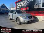 Used 2014 Nissan Pathfinder for sale.