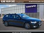 2021 Volvo V60 Black, 17K miles