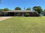 411 W Edison Ave, Muscle Muscle Shoals, AL