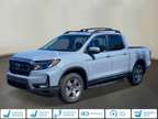 2024 Honda Ridgeline Gray, new