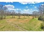 Farm House For Sale In Shelbyville, Tennessee