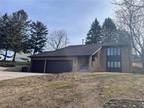 Home For Sale In Burnsville, Minnesota