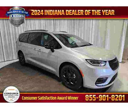 2024 Chrysler Pacifica Hybrid Select is a Silver 2024 Chrysler Pacifica Hybrid Hybrid in Fort Wayne IN