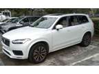 2022 Volvo XC90 T6 Momentum