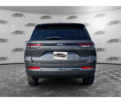 2023 Jeep Grand Cherokee Laredo is a Grey 2023 Jeep grand cherokee Laredo SUV in Simi Valley CA