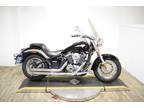 2006 Kawasaki Vulcan® 900 Classic