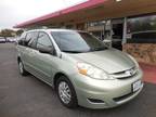 2010 Toyota Sienna LE Silver,