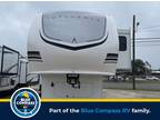 2024 Grand Design Grand Design Influence 3704BH 40ft