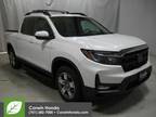 2024 Honda Ridgeline Silver|White, 14 miles