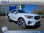 2024 Volvo XC40 B5 Ultimate Bright Theme