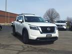 2024 Nissan Pathfinder SV 4WD