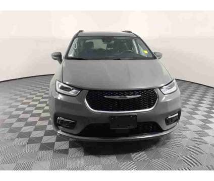 2022UsedChryslerUsedPacificaUsedFWD is a Grey 2022 Chrysler Pacifica Car for Sale in Rushville IN