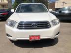 Used 2008 Toyota Highlander for sale.