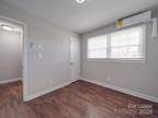 Flat For Rent In Charlotte, North Carolina