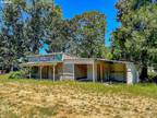 Home For Sale In Winchester, Oregon