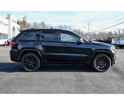 2020 Jeep Grand Cherokee Altitude is a Black 2020 Jeep grand cherokee Altitude SUV in Granville NY