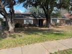 Home For Rent In Pantego, Texas