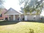 700 Perry St Gretna, LA