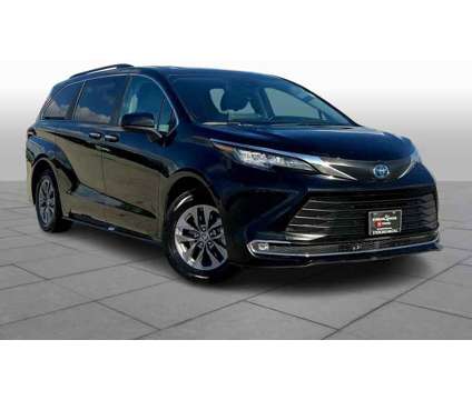 2023UsedToyotaUsedSiennaUsedFWD 7-Passenger (Natl) is a Black 2023 Toyota Sienna Car for Sale in Houston TX