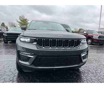 2024 Jeep Grand Cherokee Limited is a Grey 2024 Jeep grand cherokee Limited Car for Sale in Pataskala OH