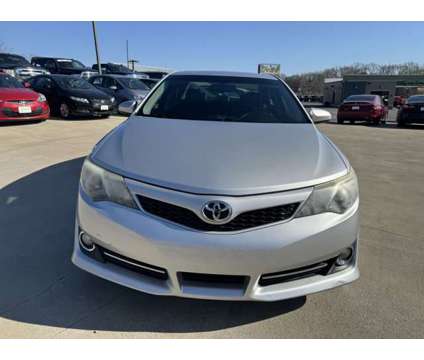 2012 Toyota Camry SE is a Silver 2012 Toyota Camry SE Car for Sale in Murfreesboro TN